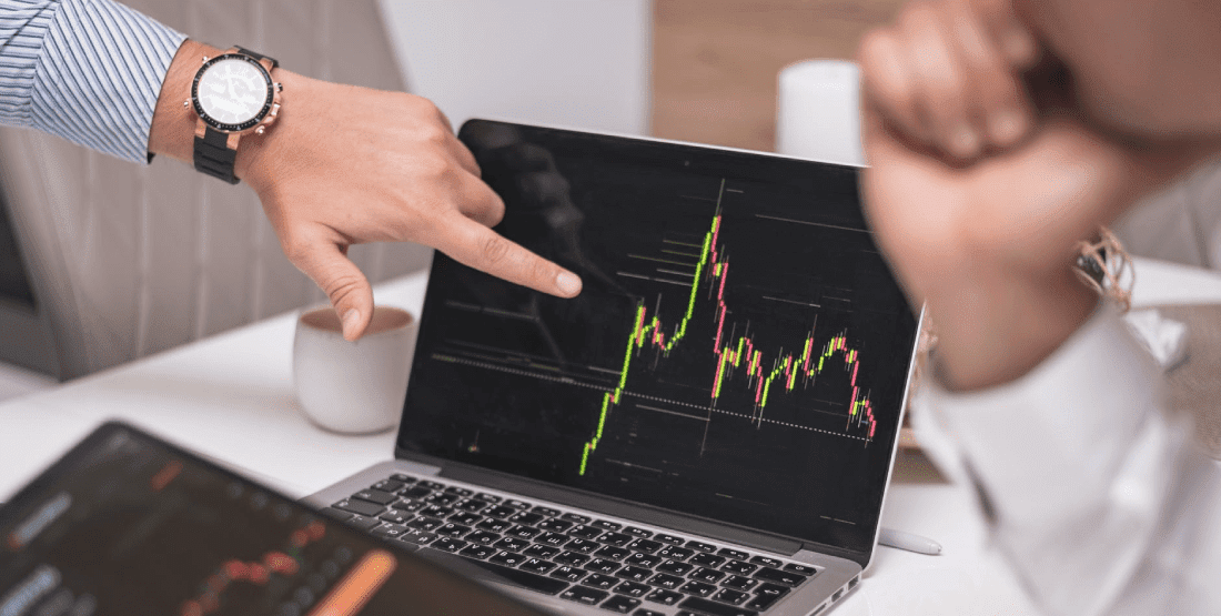 découvrez les meilleurs formateurs de trading en france pour maîtriser les marchés financiers. profitez de formations adaptées à tous niveaux, de l'initiation aux stratégies avancées, et lancez-vous sereinement dans le monde du trading.